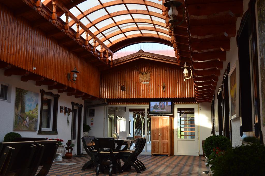 Hôtel Vila Adr à Sebeş Extérieur photo